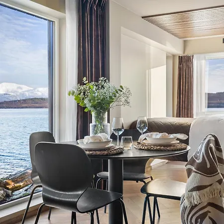 Apartment Steam Pier *