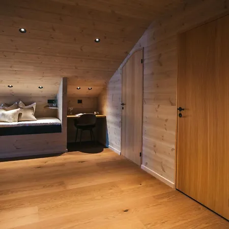 Steam Pier Adventure Apartamento *