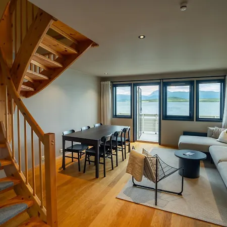 Steam Pier Apartment Kvaloya