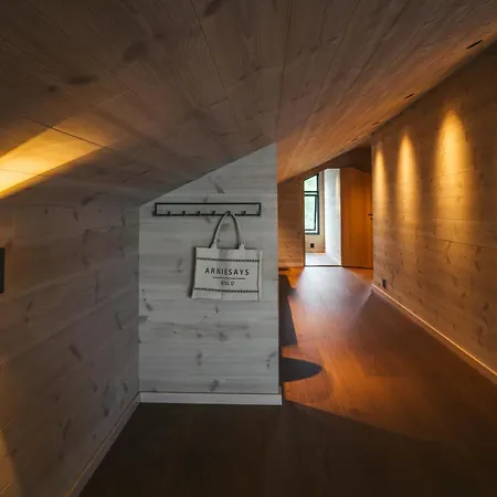 Steam Pier Adventure Kvaloya