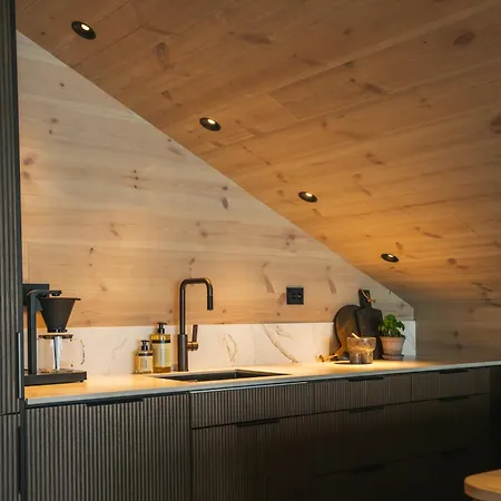 Steam Pier Apartment *