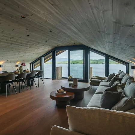 Apartment Steam Pier *