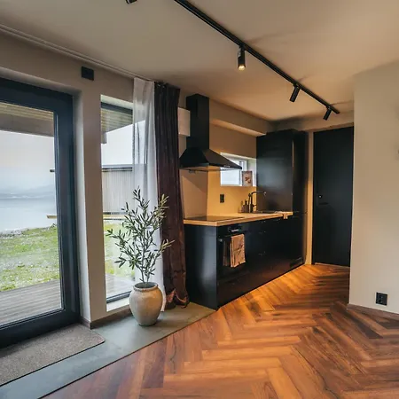 Steam Pier Apartment *