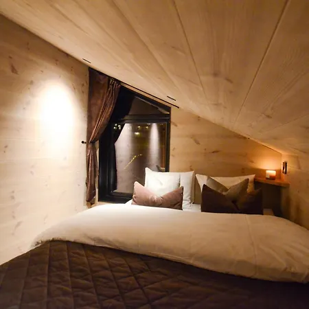 Steam Pier Adventure Apartamento *