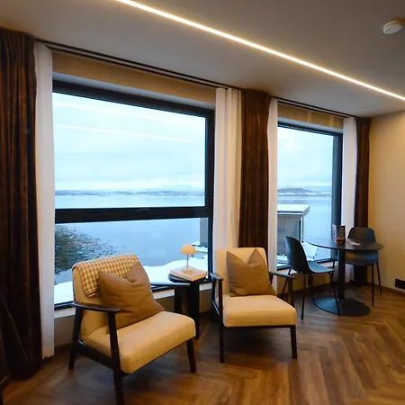 Apartment Steam Pier *