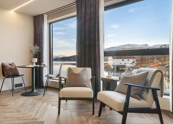 Steam Pier Adventure * Kvaloya